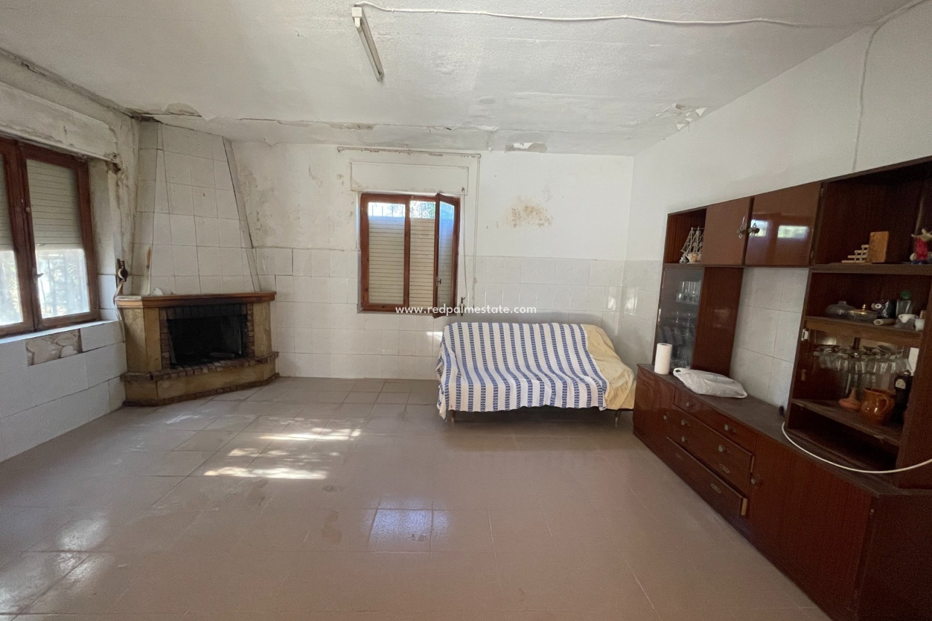 Resale - Finca / Country Property -
Elche - Costa Blanca