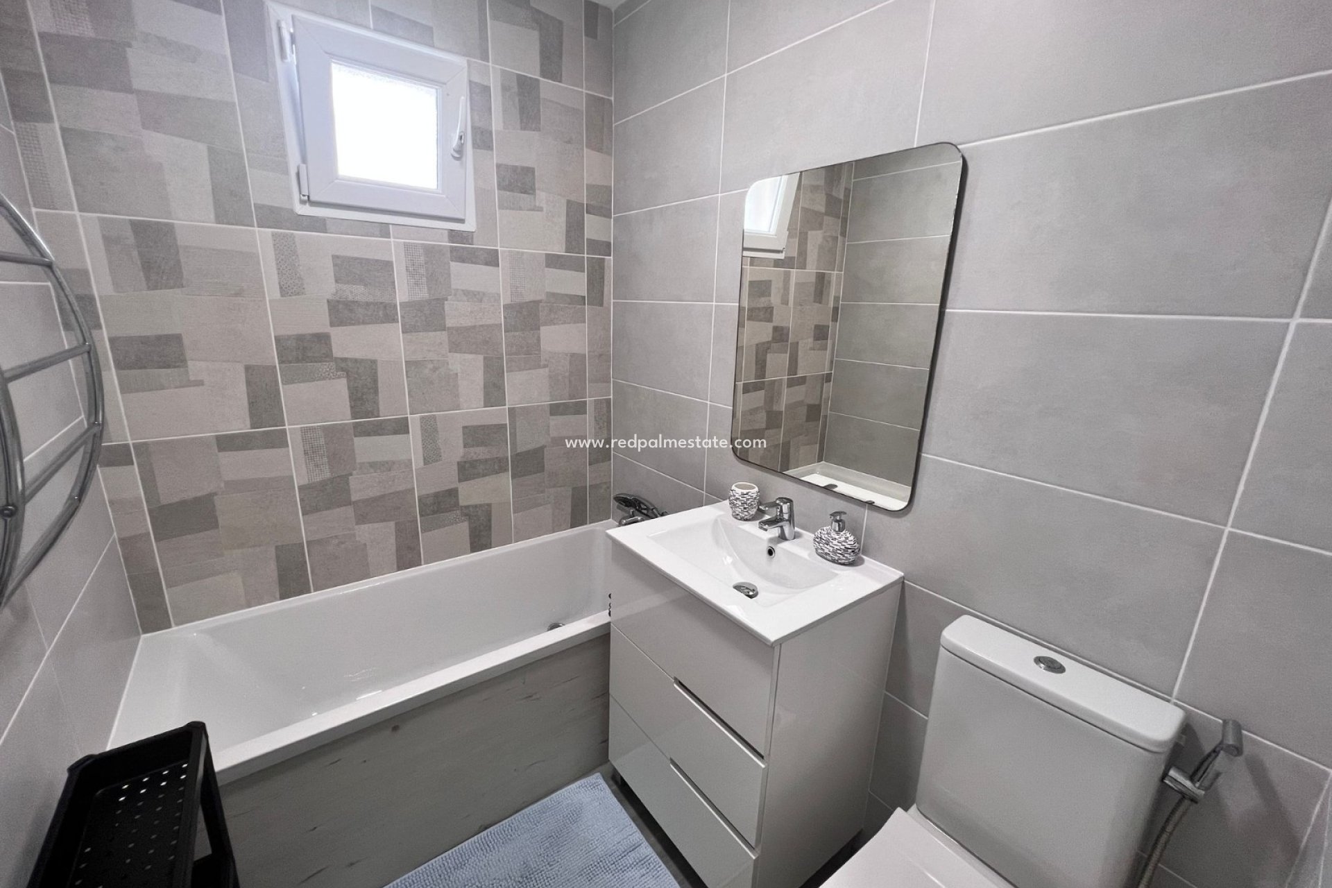 Resale - Finca / Country Property -
Elche - Inland