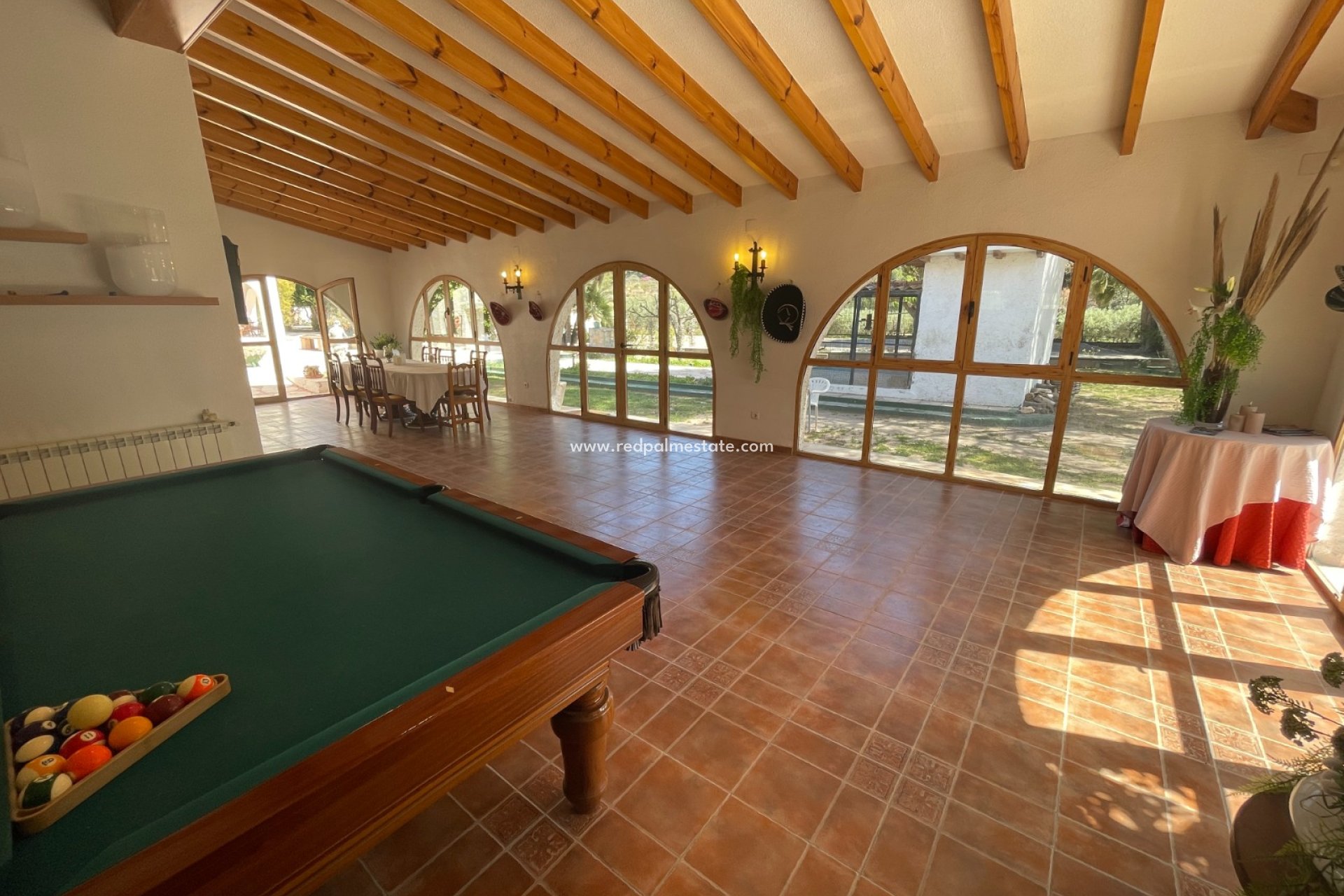 Resale - Finca / Country Property -
Elda - Inland