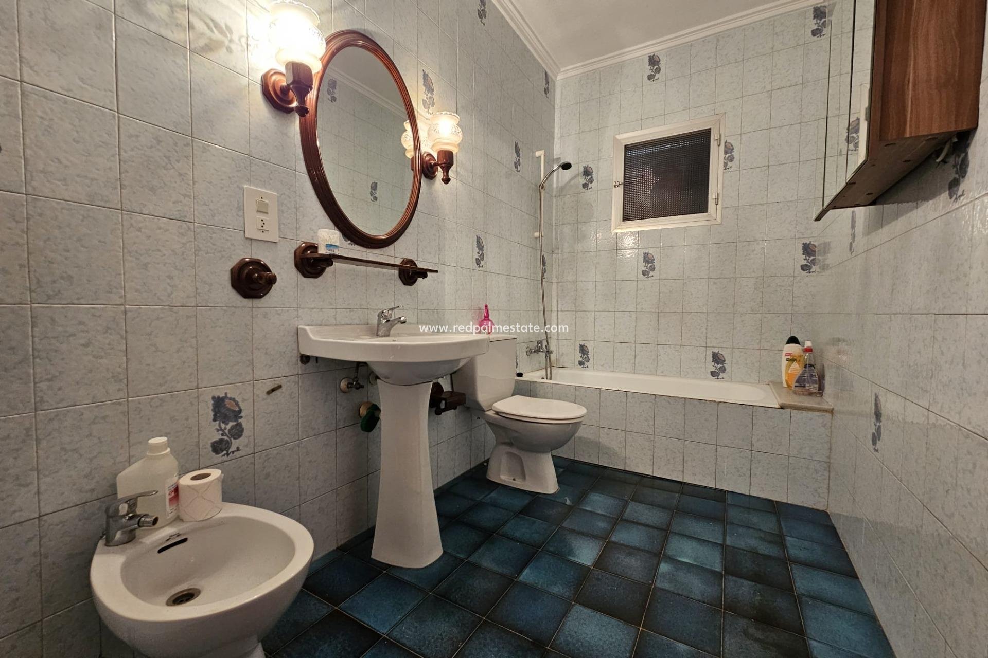 Resale - Finca / Country Property -
Guardamar del Segura - Buenavista