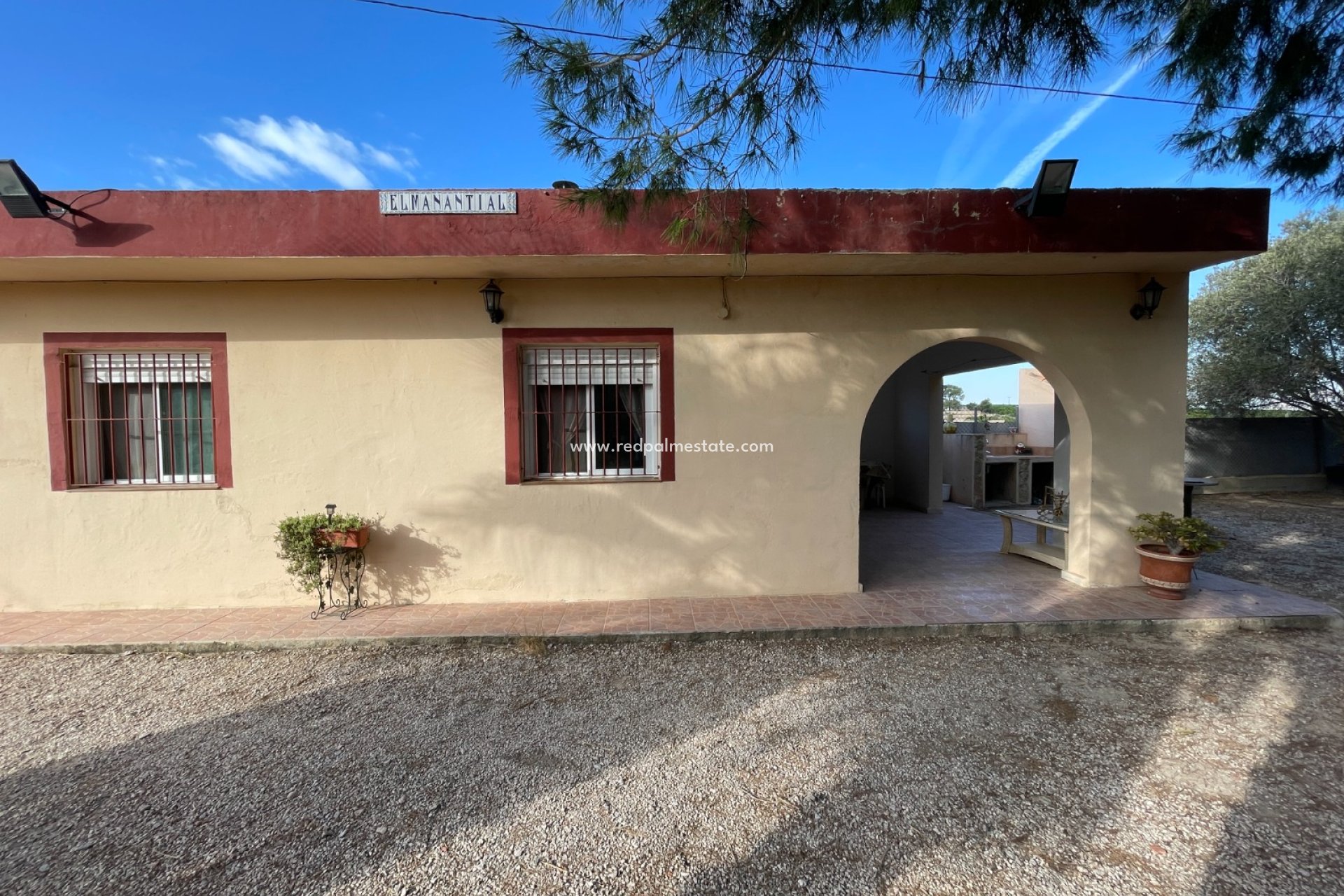 Resale - Finca / Country Property -
Jacarilla - Inland