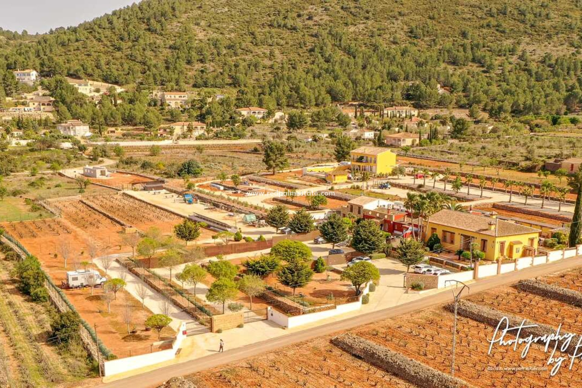 Resale - Finca / Country Property -
Jalón - Inland