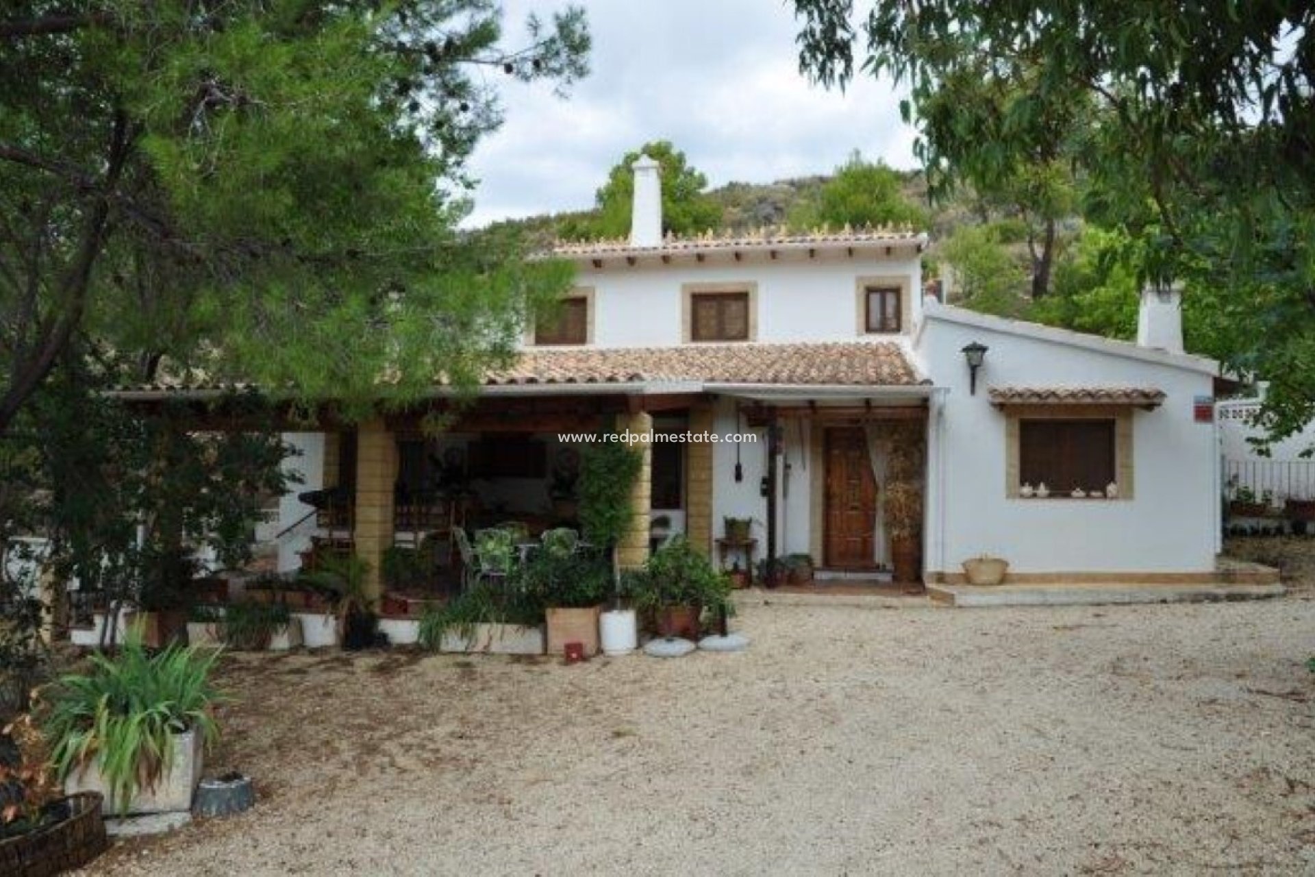 Resale - Finca / Country Property -
Jijona - Costa Blanca
