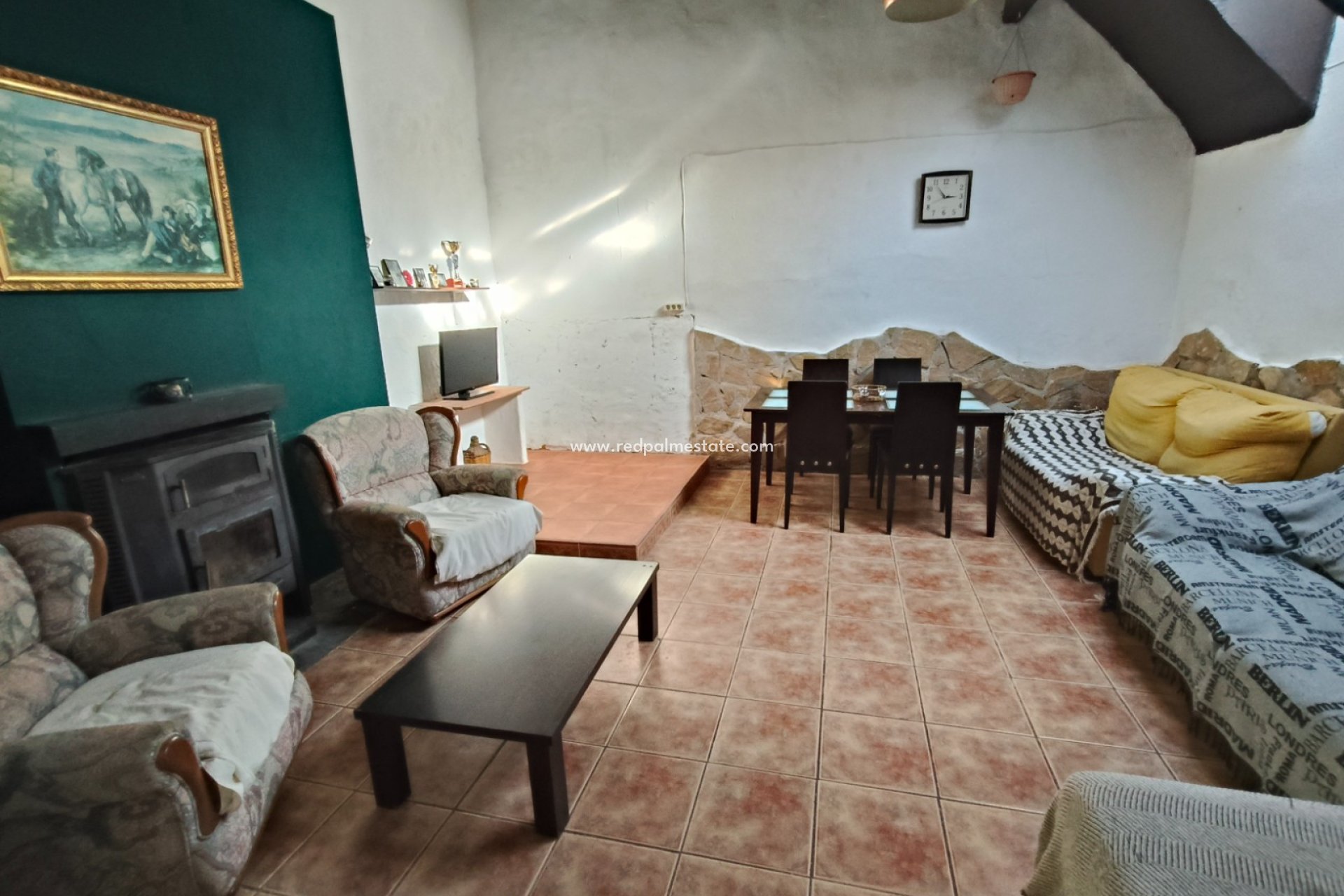 Resale - Finca / Country Property -
La Romana - Inland