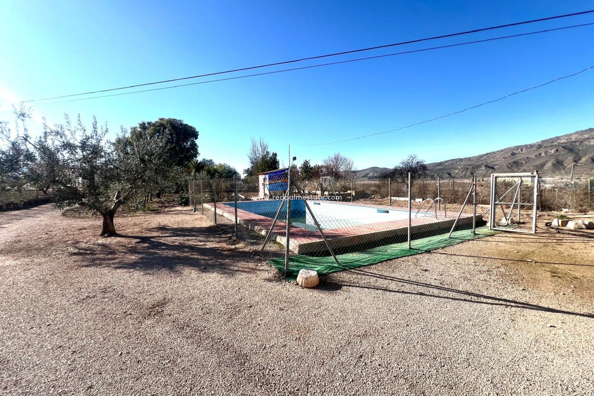 Resale - Finca / Country Property -
Las Encebras - Inland