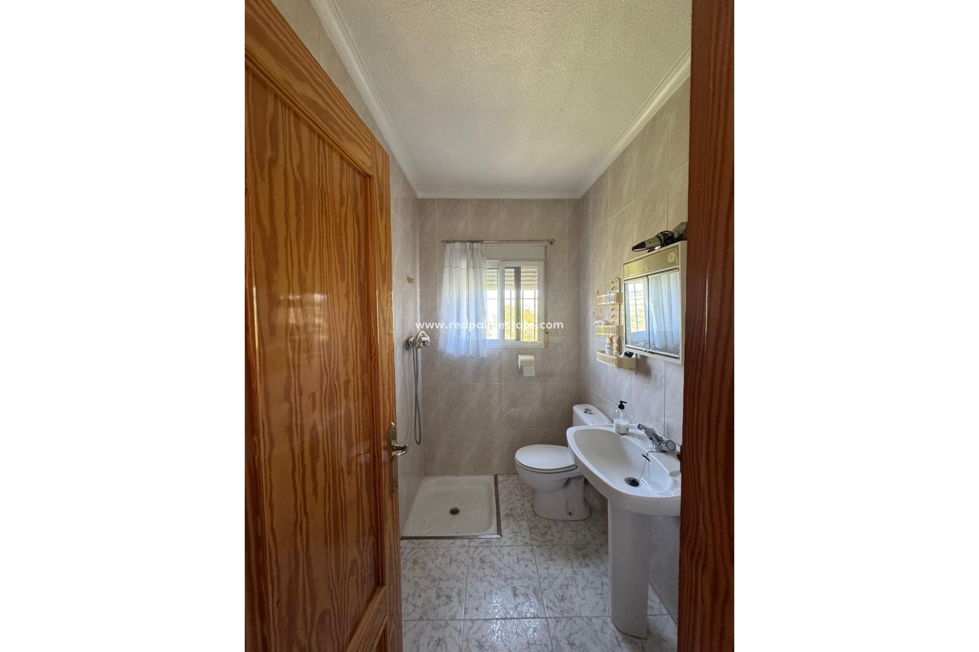 Resale - Finca / Country Property -
Orihuela - Arneva