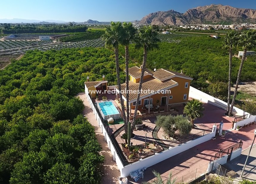 Resale - Finca / Country Property -
Orihuela Costa - Inland