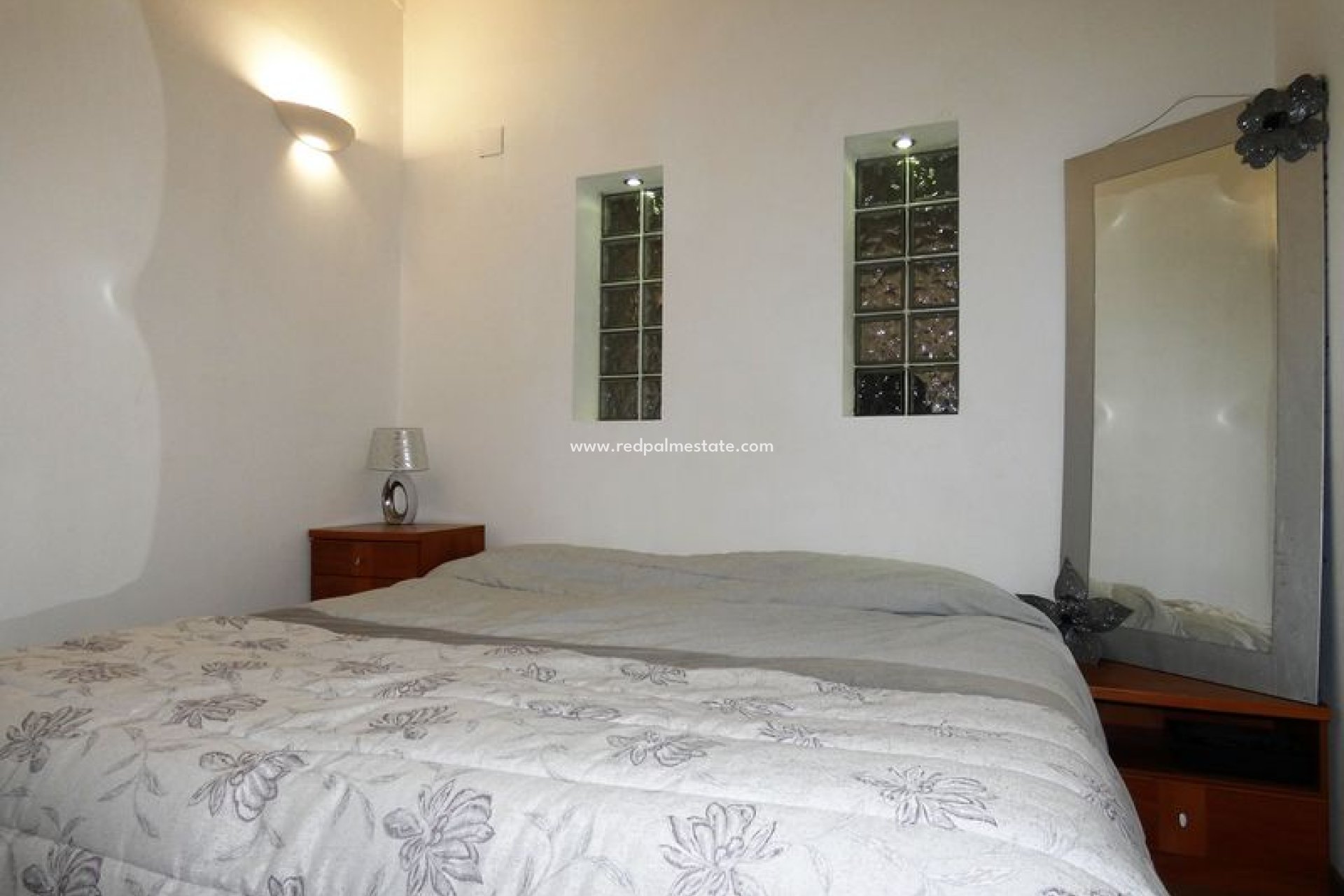 Resale - Finca / Country Property -
Orihuela Costa - Inland