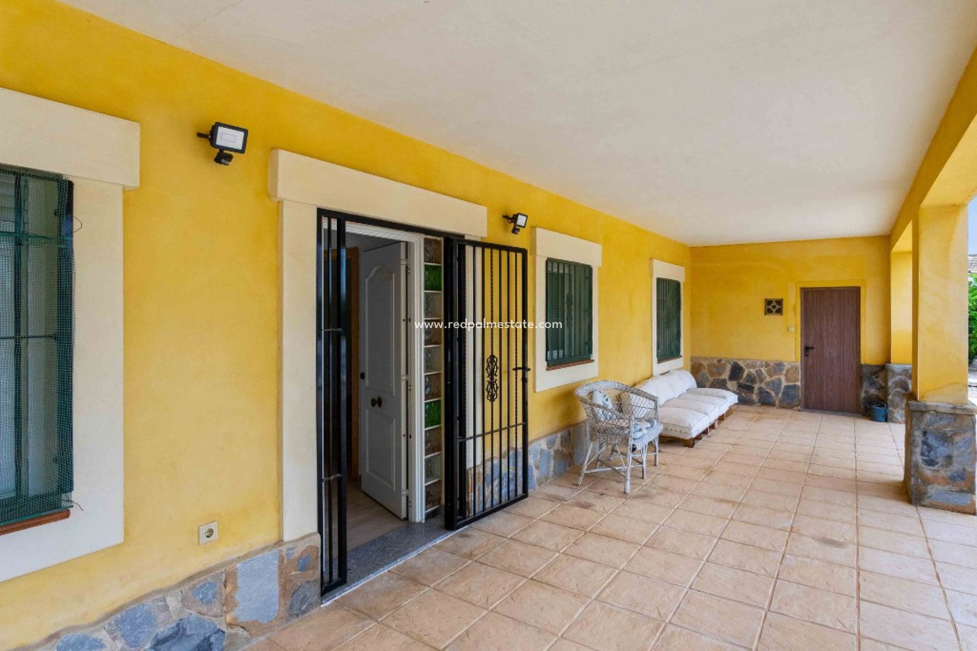 Resale - Finca / Country Property -
Orihuela Costa - Orihuela