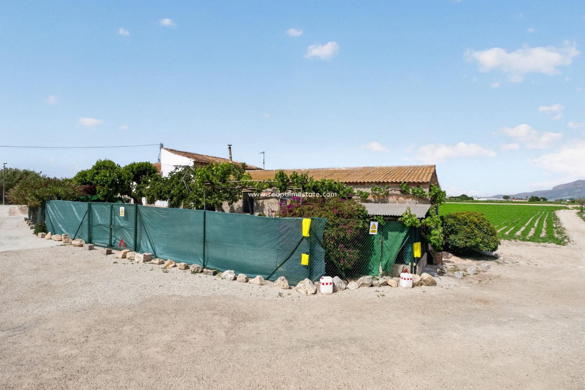 Resale - Finca / Country Property -
Orihuela Costa - Torremendo