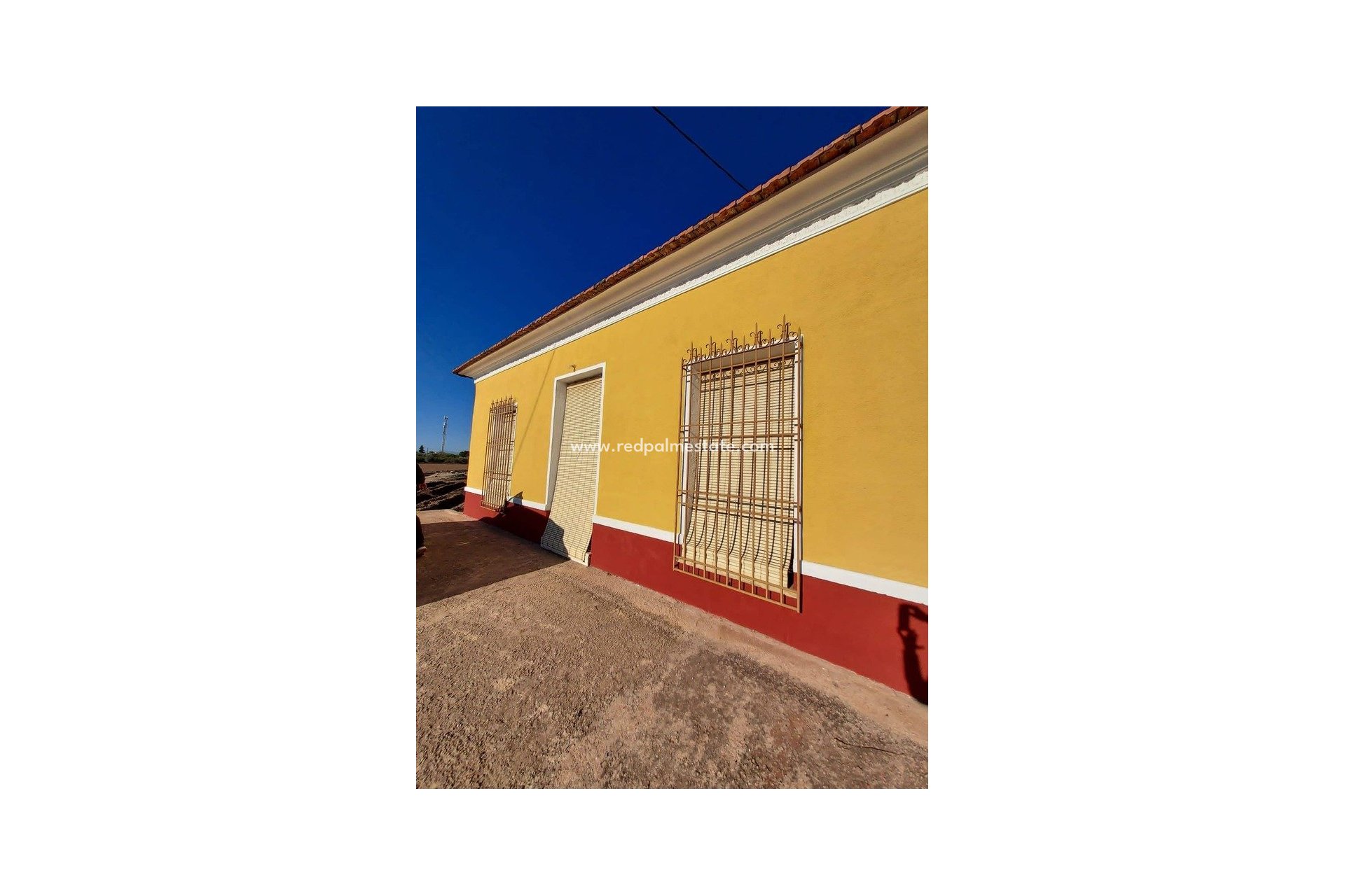 Resale - Finca / Country Property -
Orihuela - Desamparados