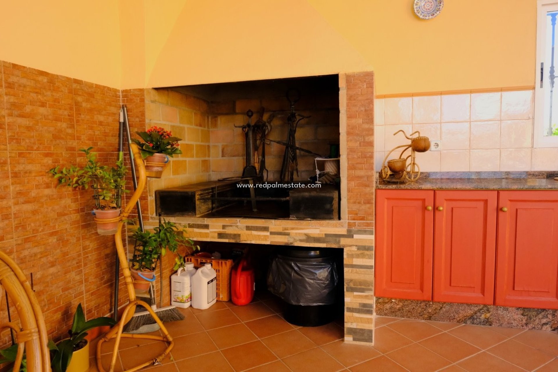 Resale - Finca / Country Property -
Orihuela - Inland