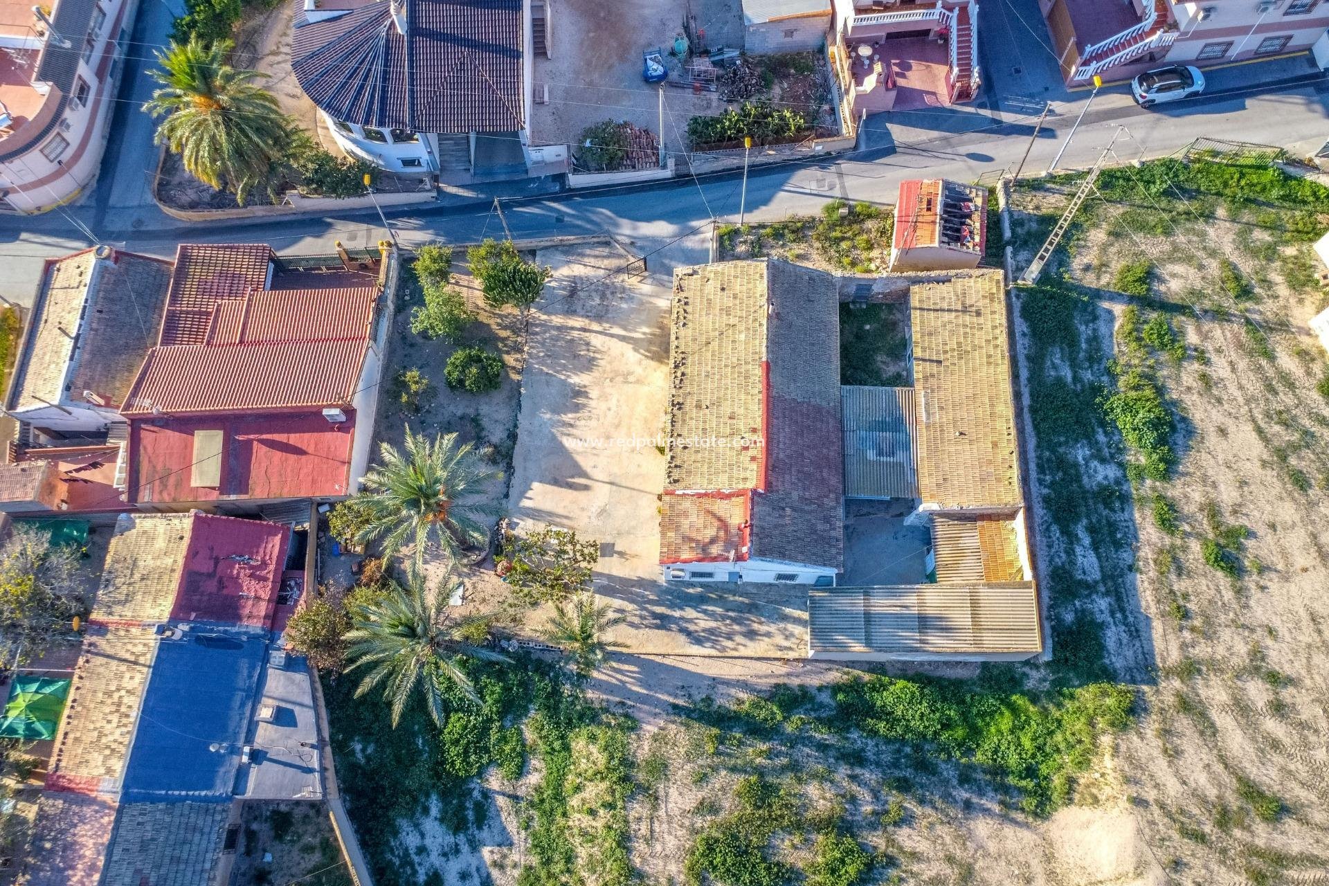 Resale - Finca / Country Property -
Orihuela - Raiguero de Bonanza