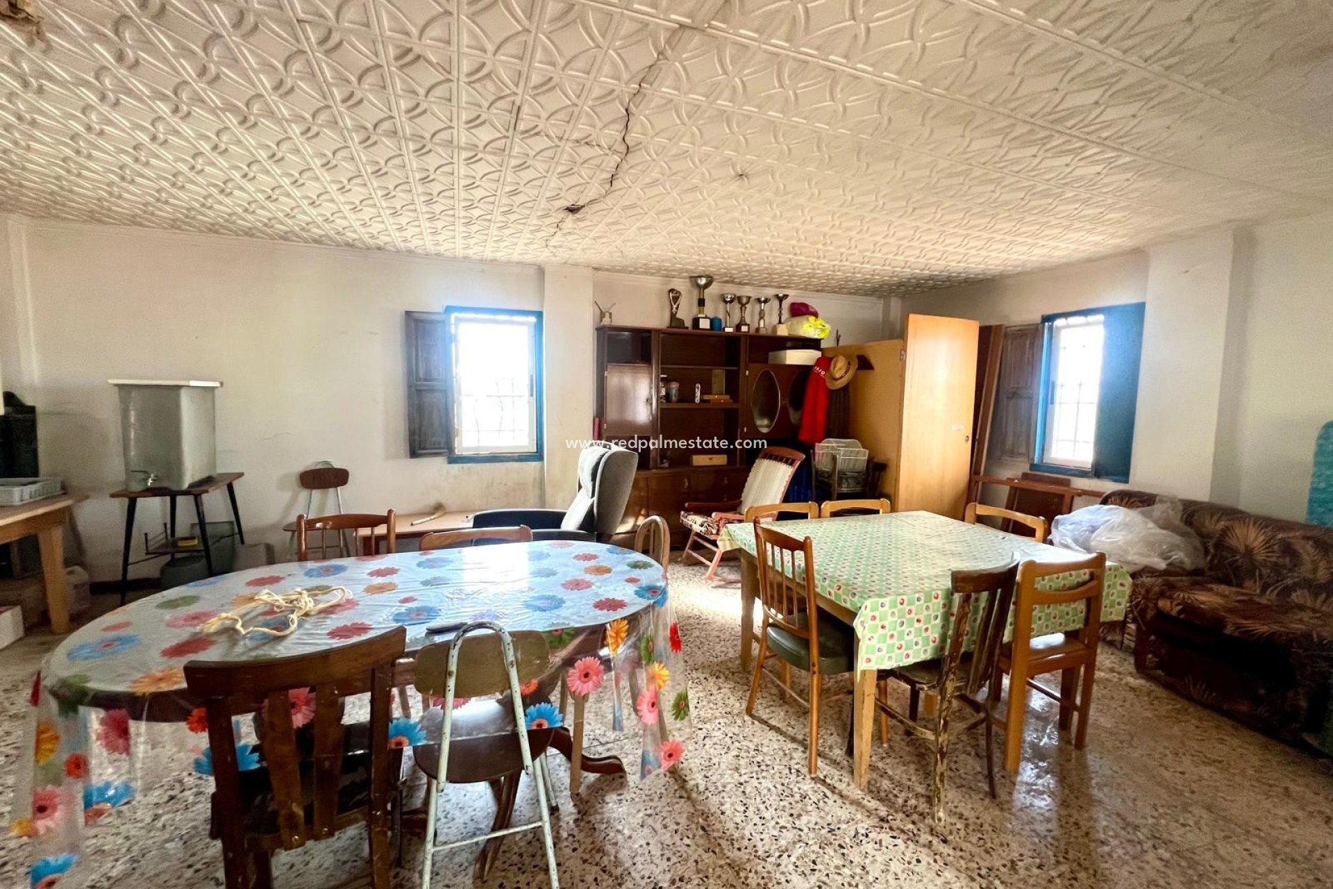 Resale - Finca / Country Property -
Pinoso - Inland