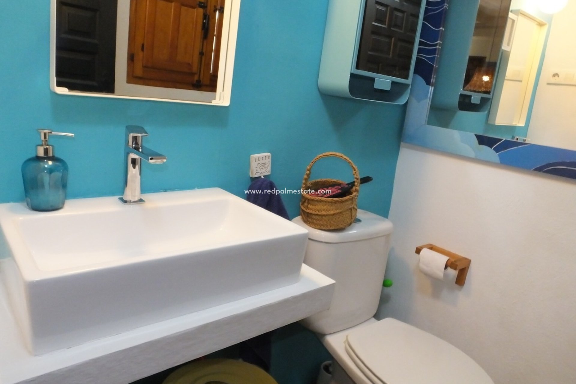 Resale - Finca / Country Property -
Pinoso - Inland