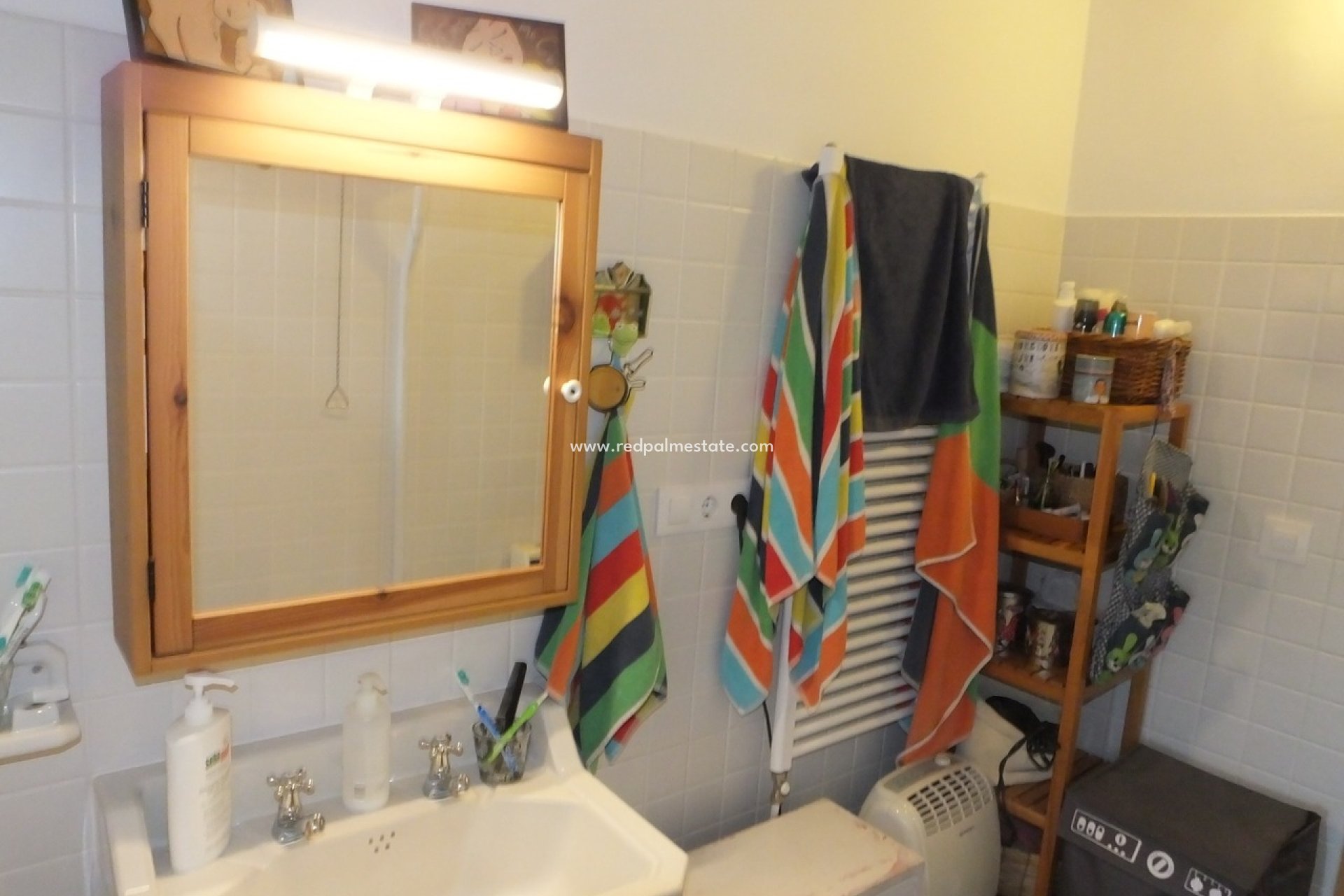 Resale - Finca / Country Property -
Pinoso - Inland