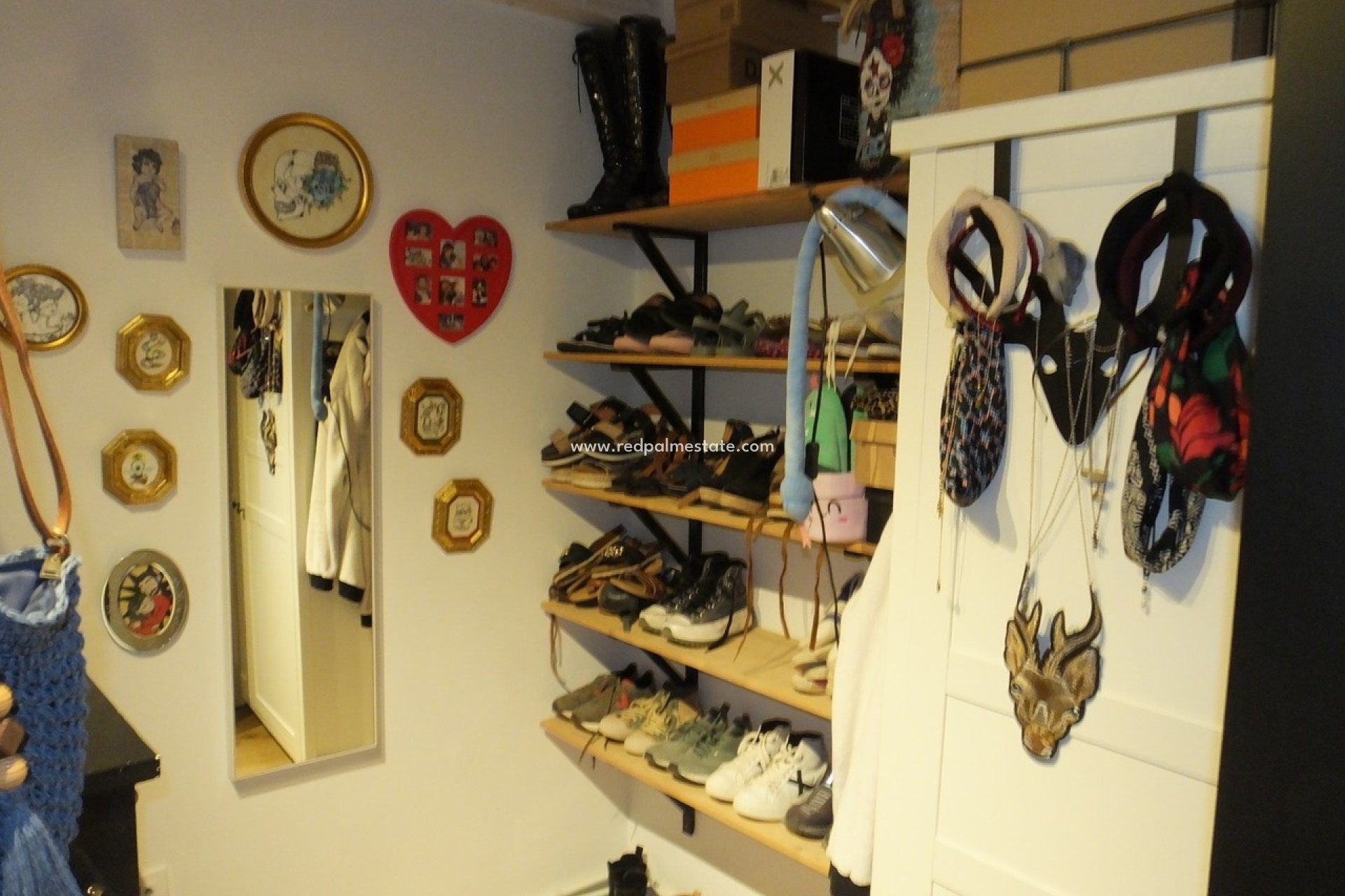 Resale - Finca / Country Property -
Pinoso - Inland