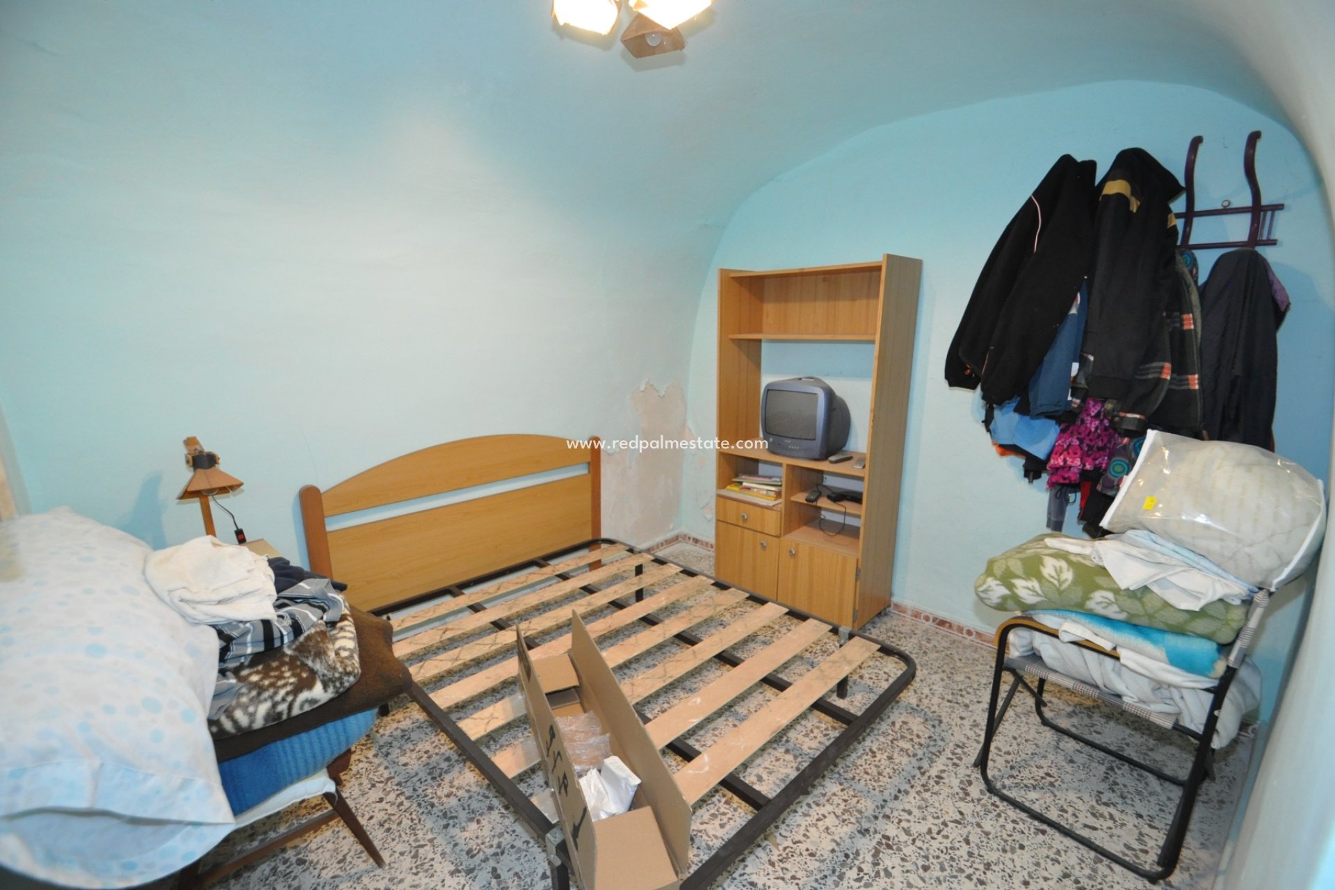 Resale - Finca / Country Property -
Pinoso - Inland