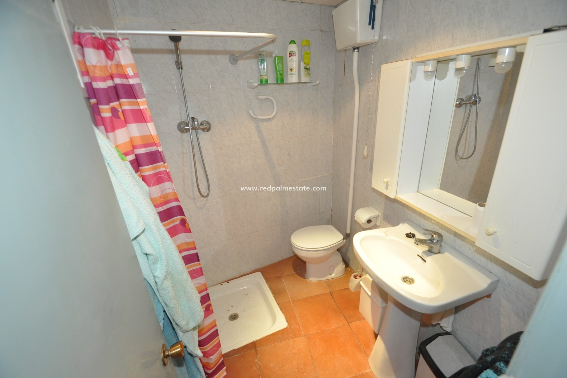 Resale - Finca / Country Property -
Pinoso - Inland