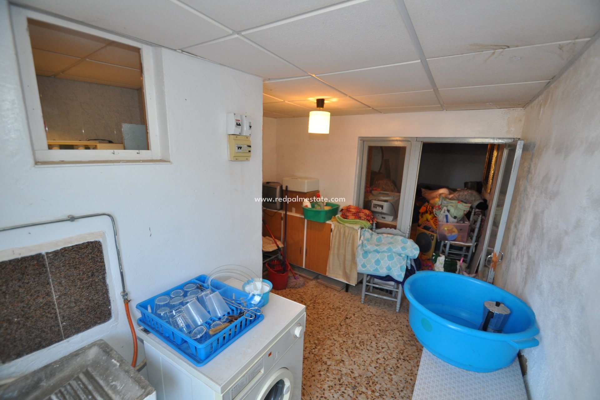 Resale - Finca / Country Property -
Pinoso - Inland