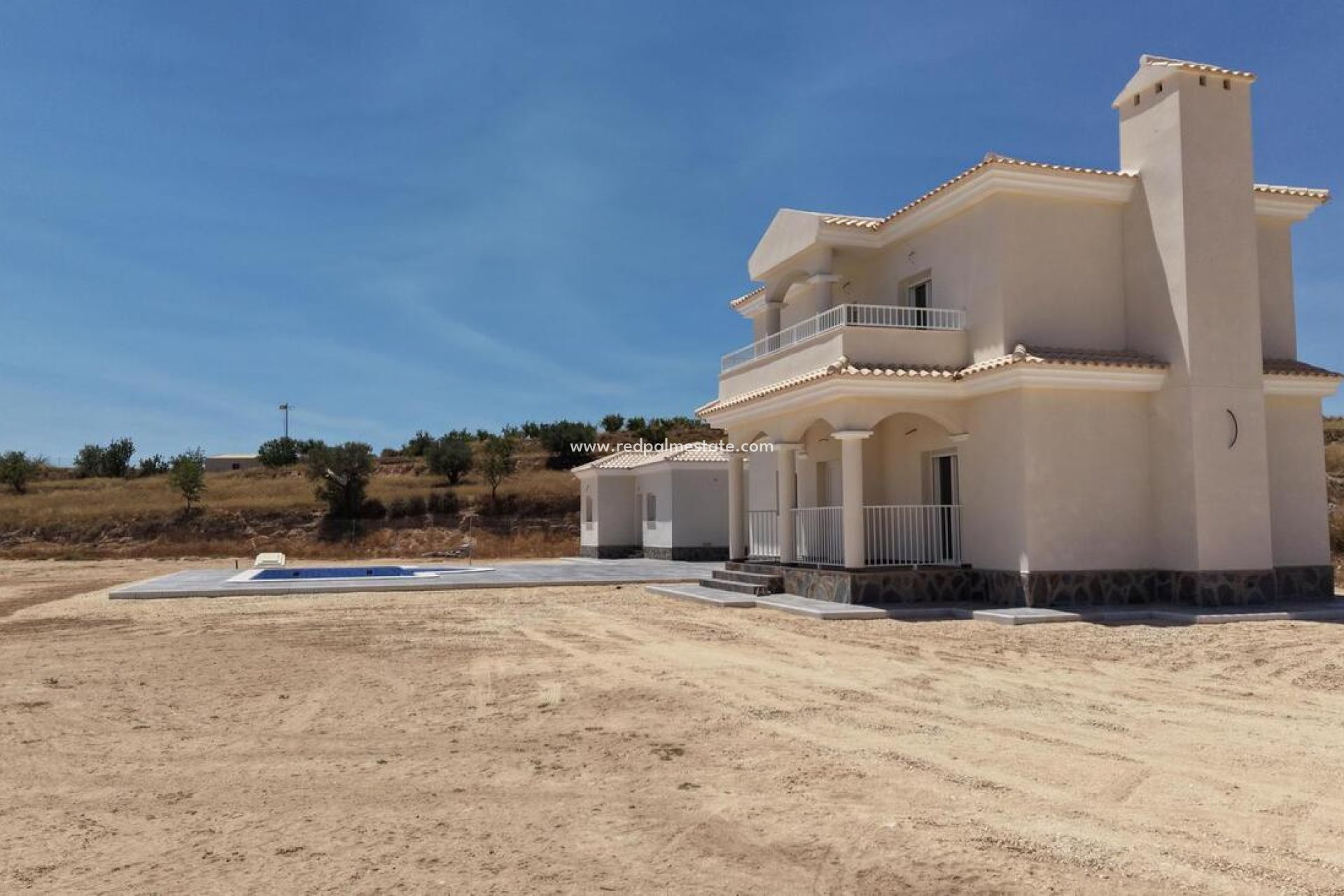 Resale - Finca / Country Property -
Pinoso
