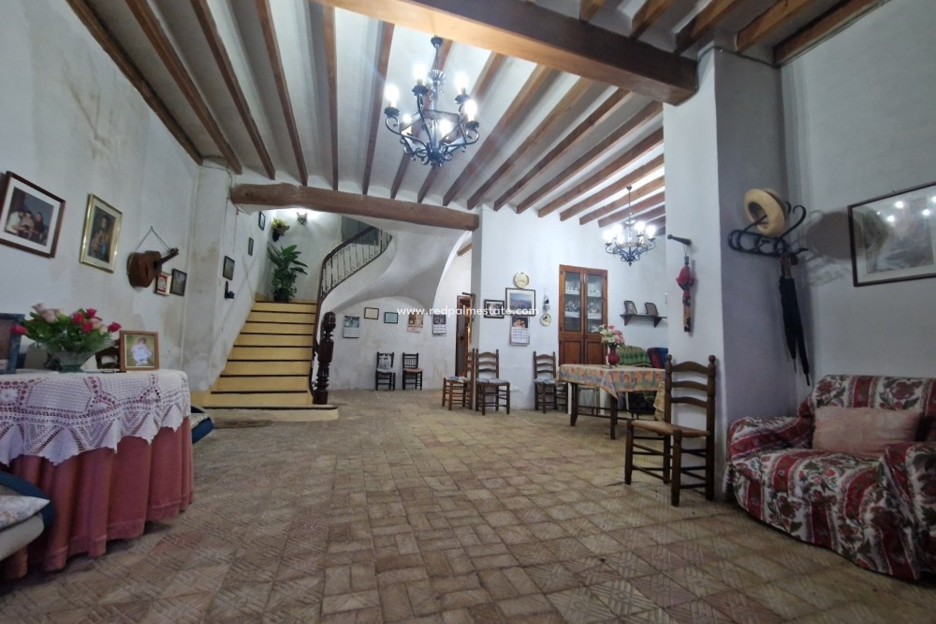 Resale - Finca / Country Property -
Relleu - Inland