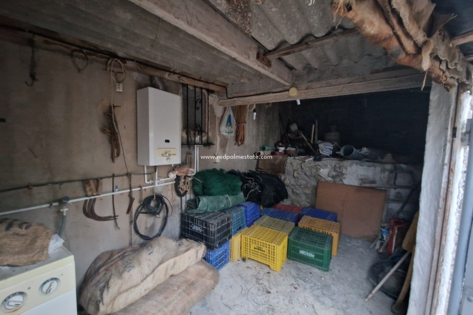 Resale - Finca / Country Property -
Relleu - Inland