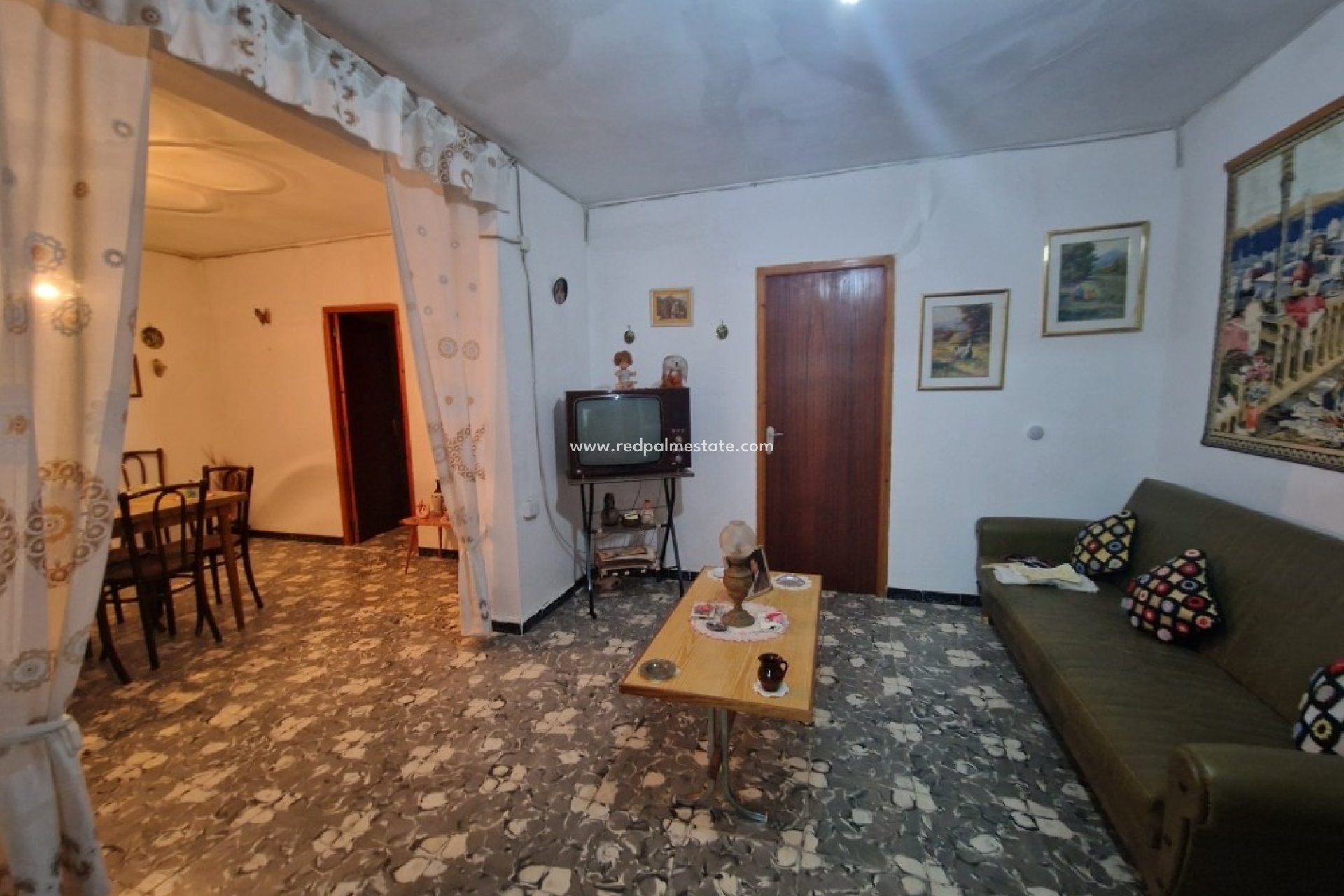 Resale - Finca / Country Property -
Relleu - Inland