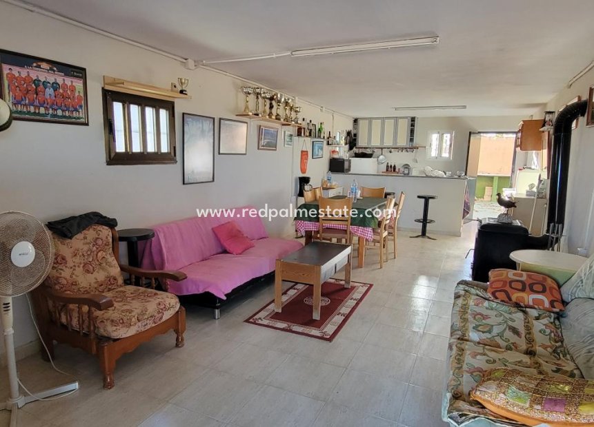 Resale - Finca / Country Property -
San Miguel de Salinas - San Miguel Salinas