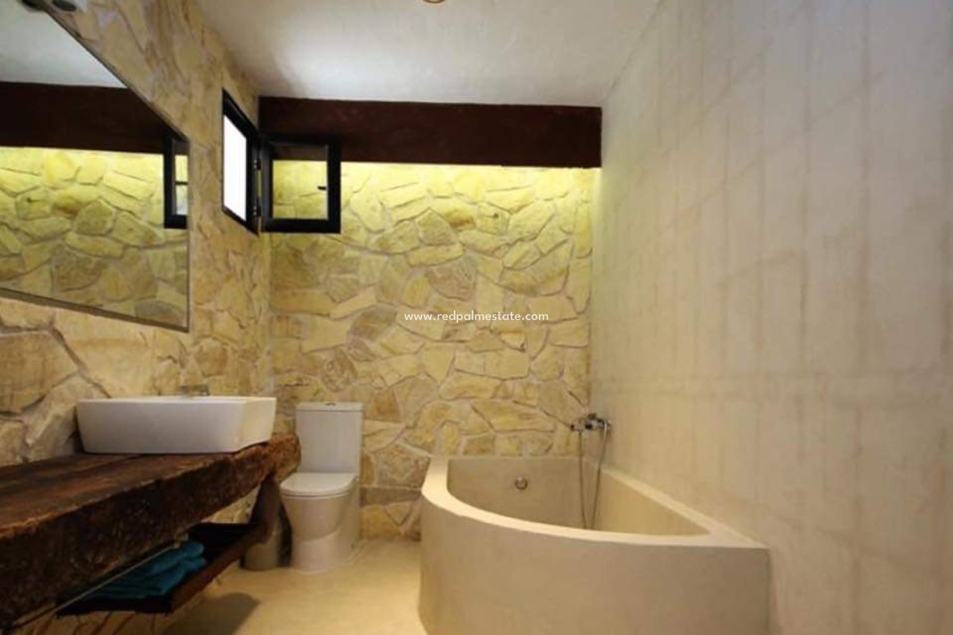 Resale - Finca / Country Property -
Tárbena - Inland