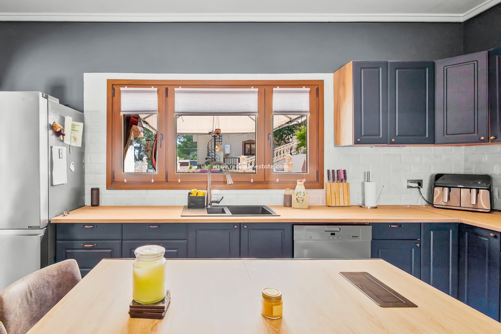 Resale - Finca / Country Property -
Torremendo - Costa Blanca