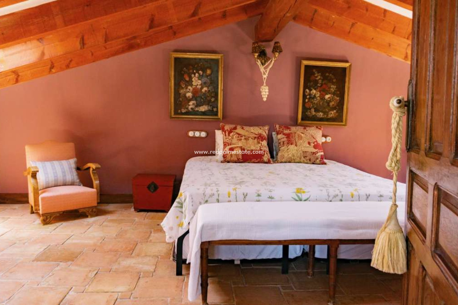 Resale - Finca / Country Property -
Torremendo