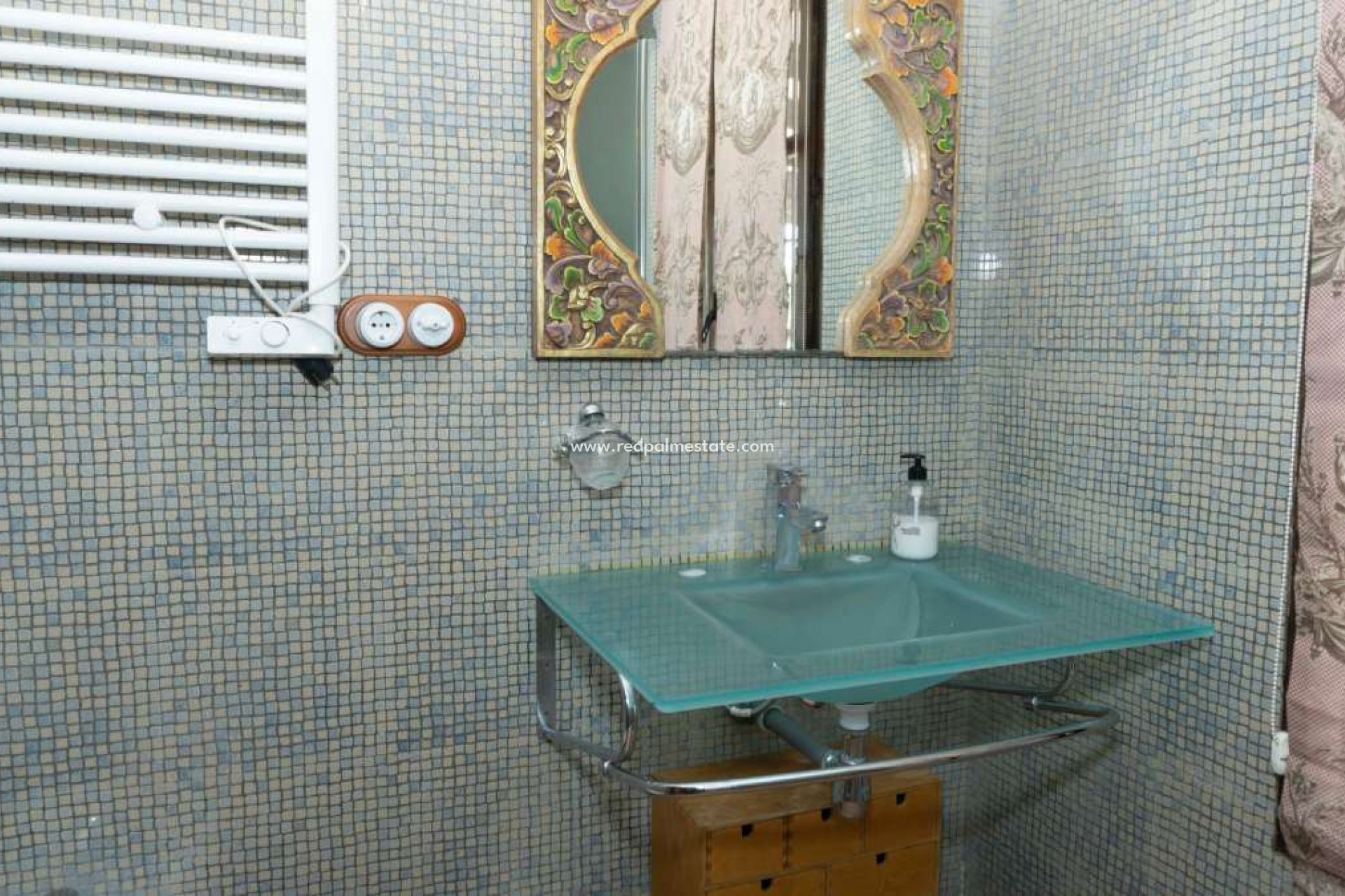 Resale - Finca / Country Property -
Torremendo