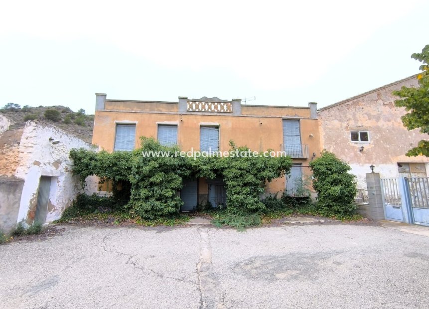 Resale - Finca / Country Property -
Villena - Inland