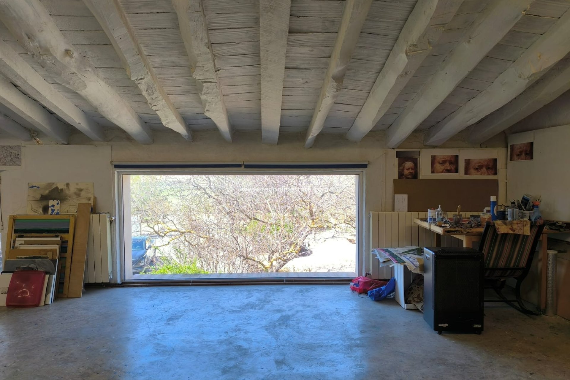 Resale - Finca / Country Property -
Villena - Inland