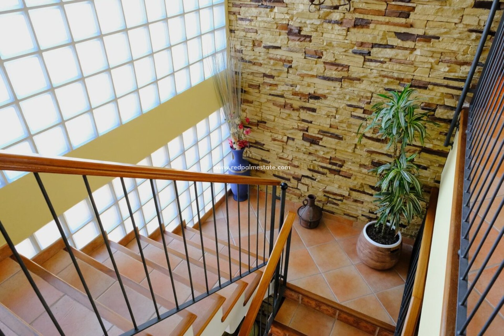 Resale - Finca / Country Property -
Vistabella Golf Entre Naranjos - Inland