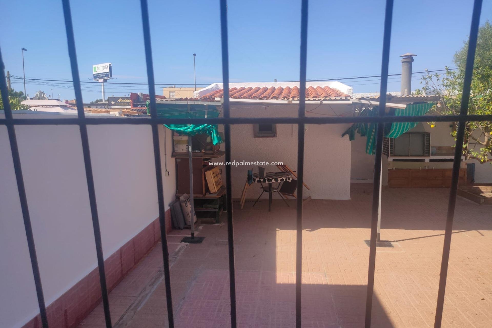 Resale - Flat -
Orihuela Costa - Campoamor