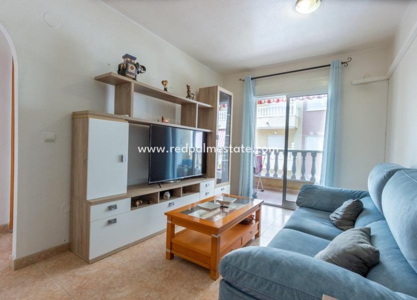 Resale - Flat -
Torrevieja - Center