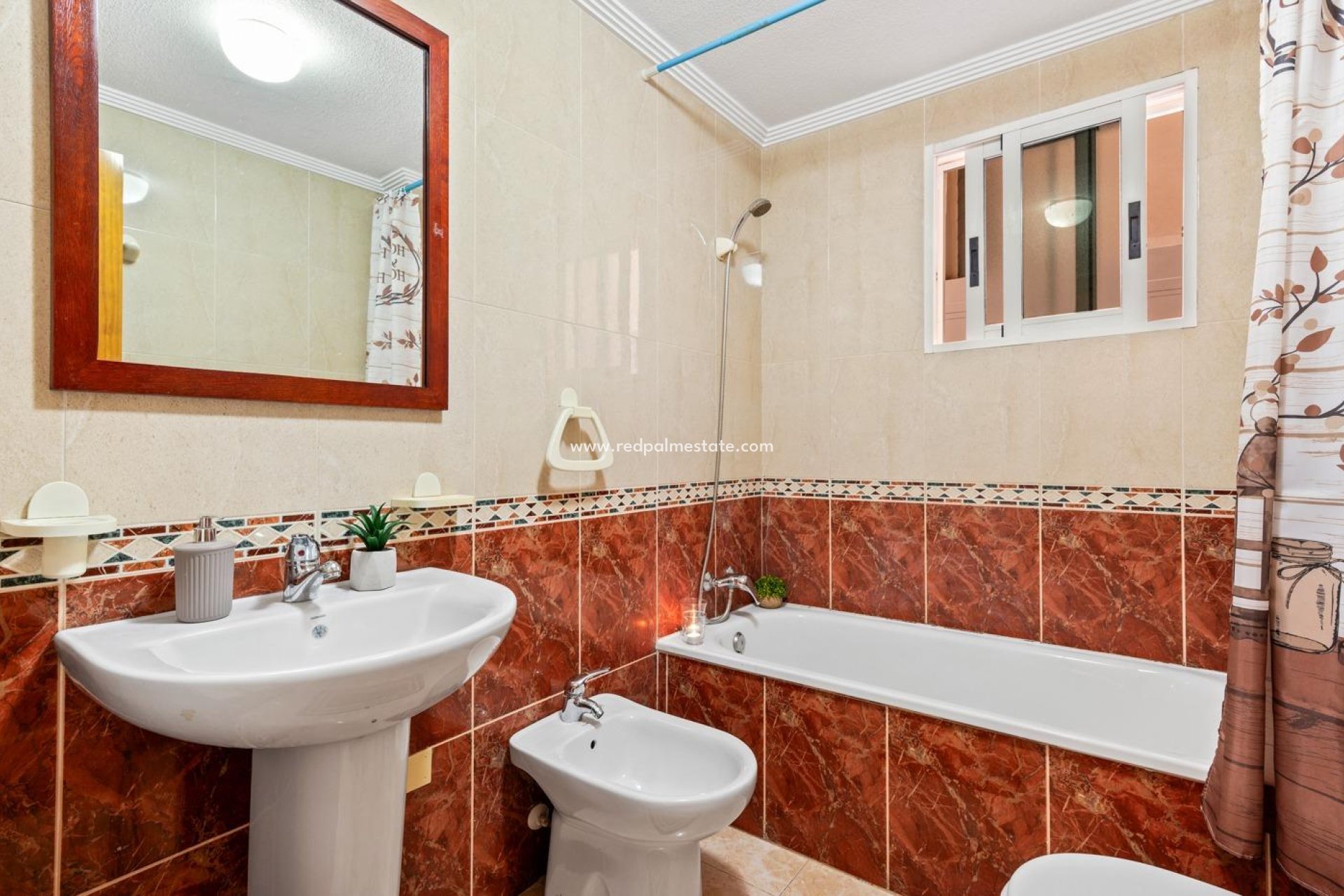 Resale - Flat -
Torrevieja - Centro