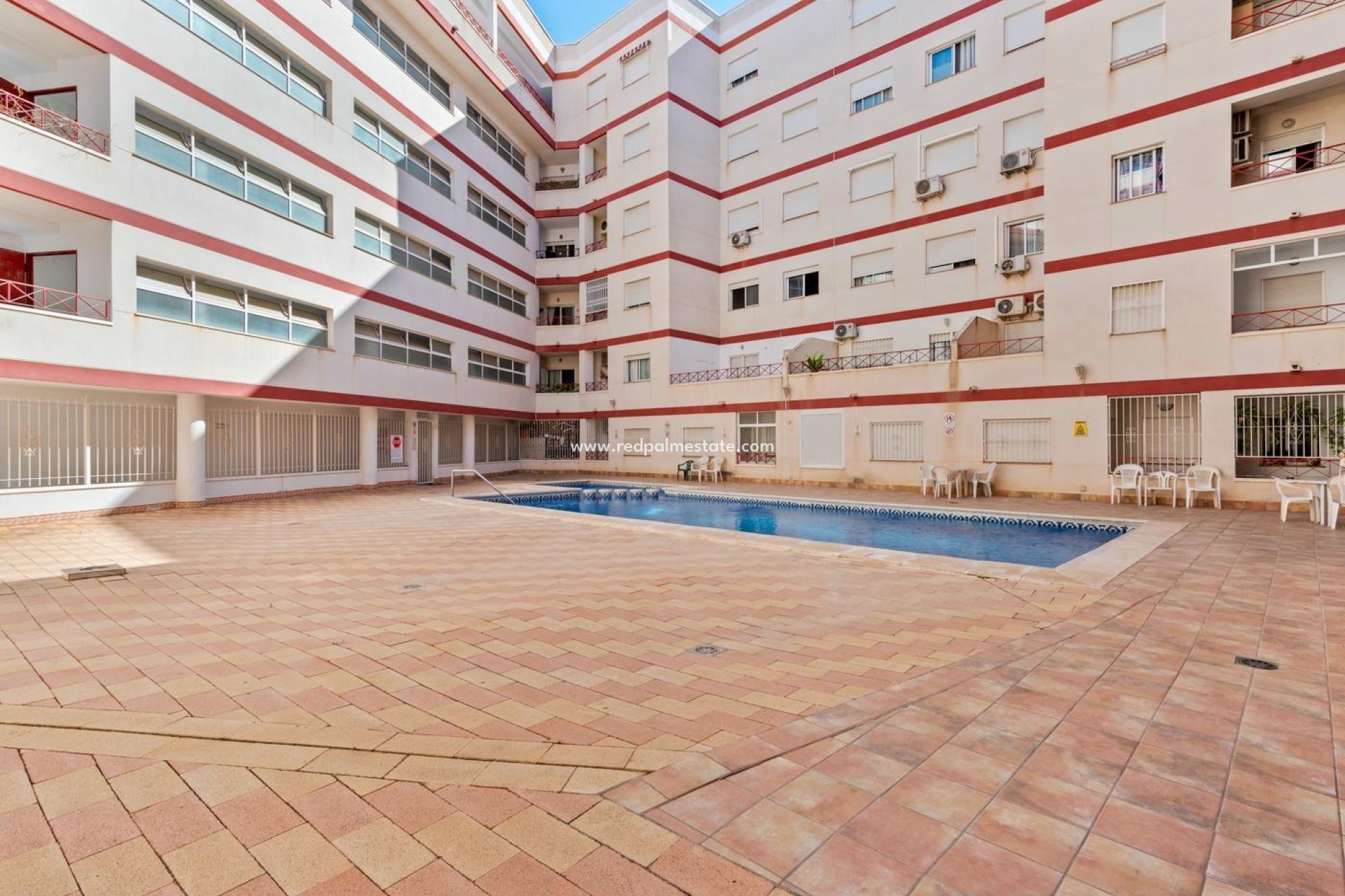 Resale - Flat -
Torrevieja - Centro