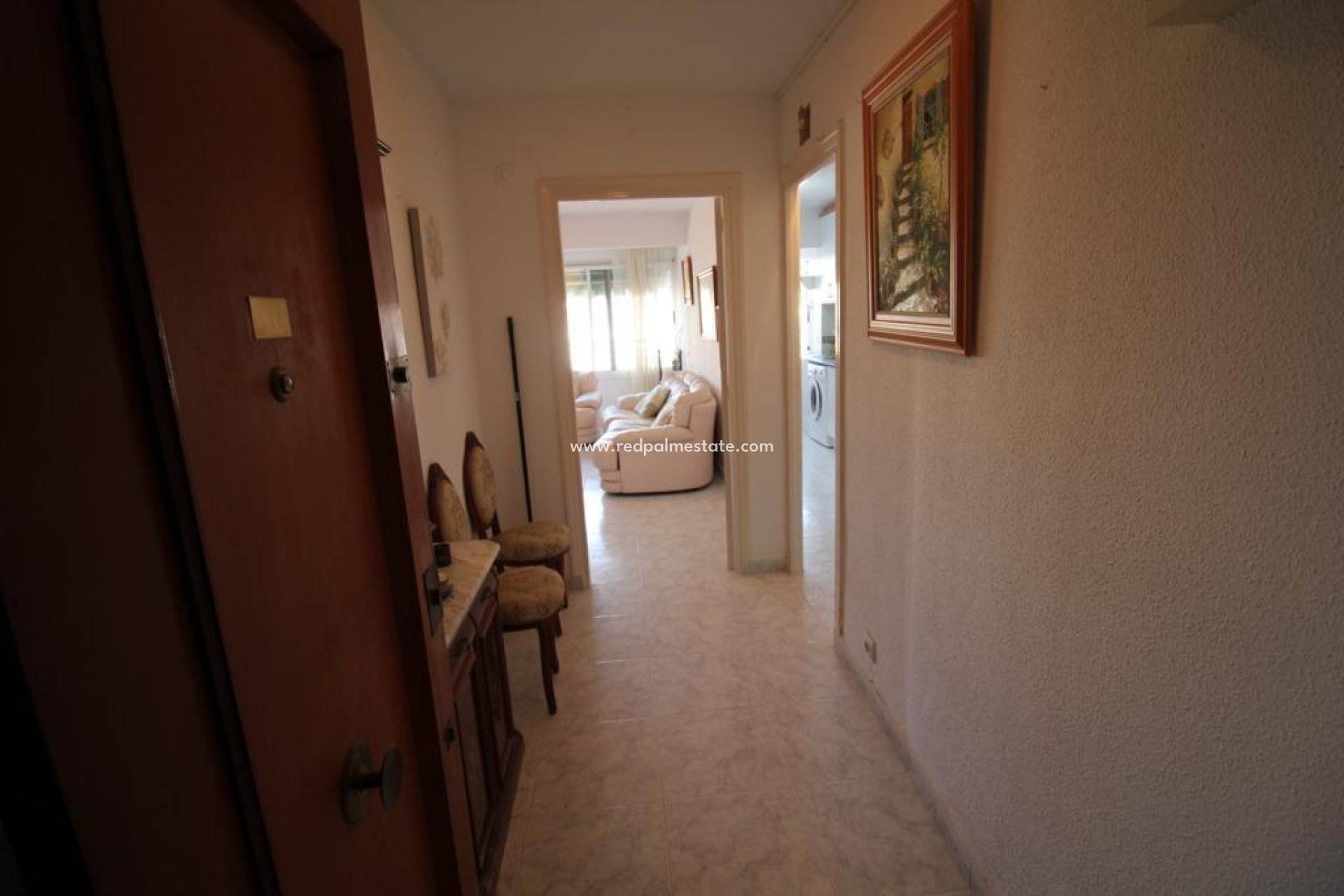 Resale - Flat -
Torrevieja - Paseo maritimo