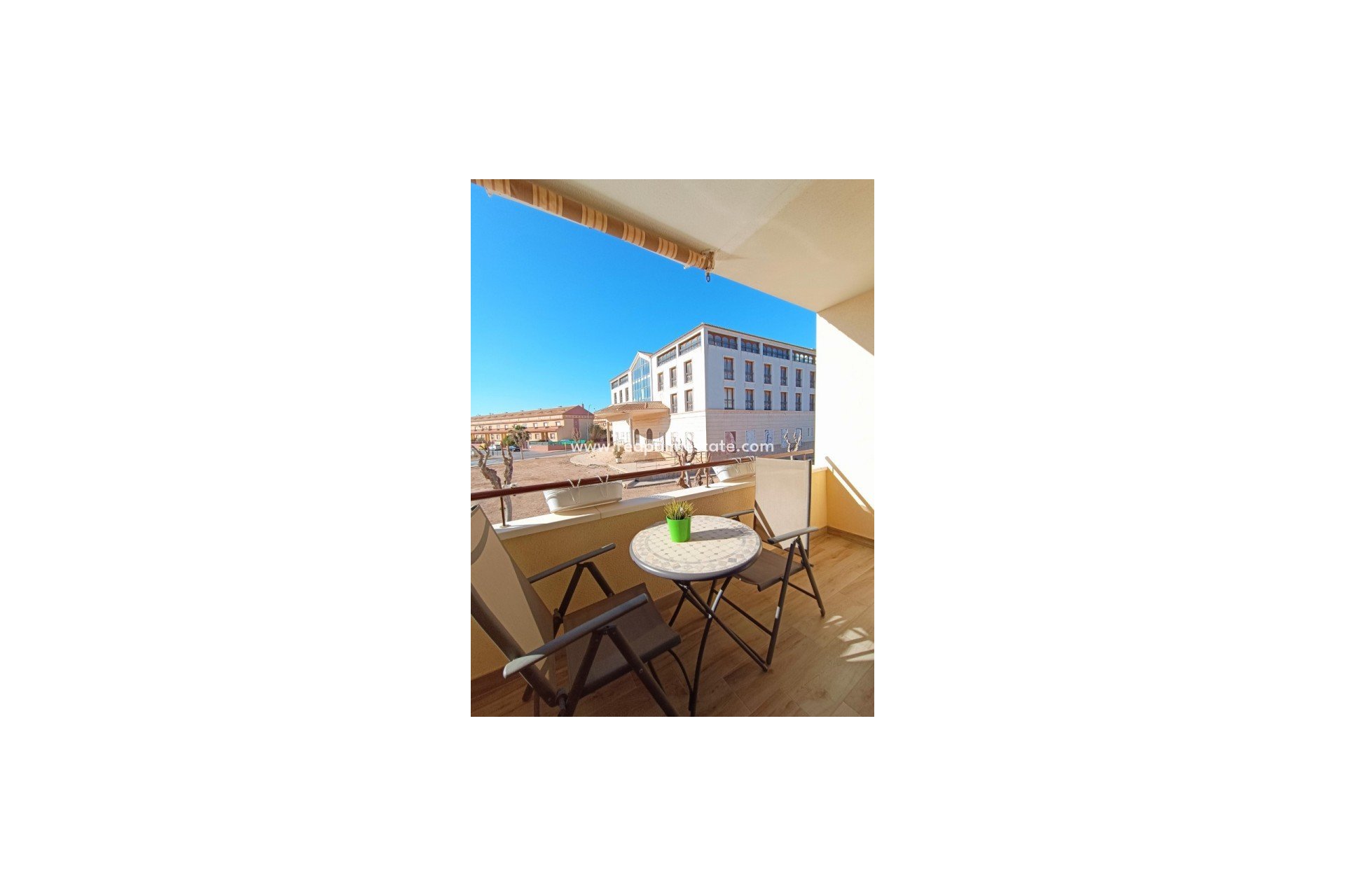 Resale - House -
Los Alczares - LOS ALCÁZARES