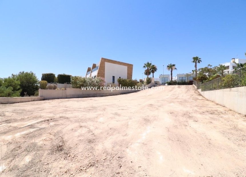 Resale - Land -
Orihuela Costa - Montezenia