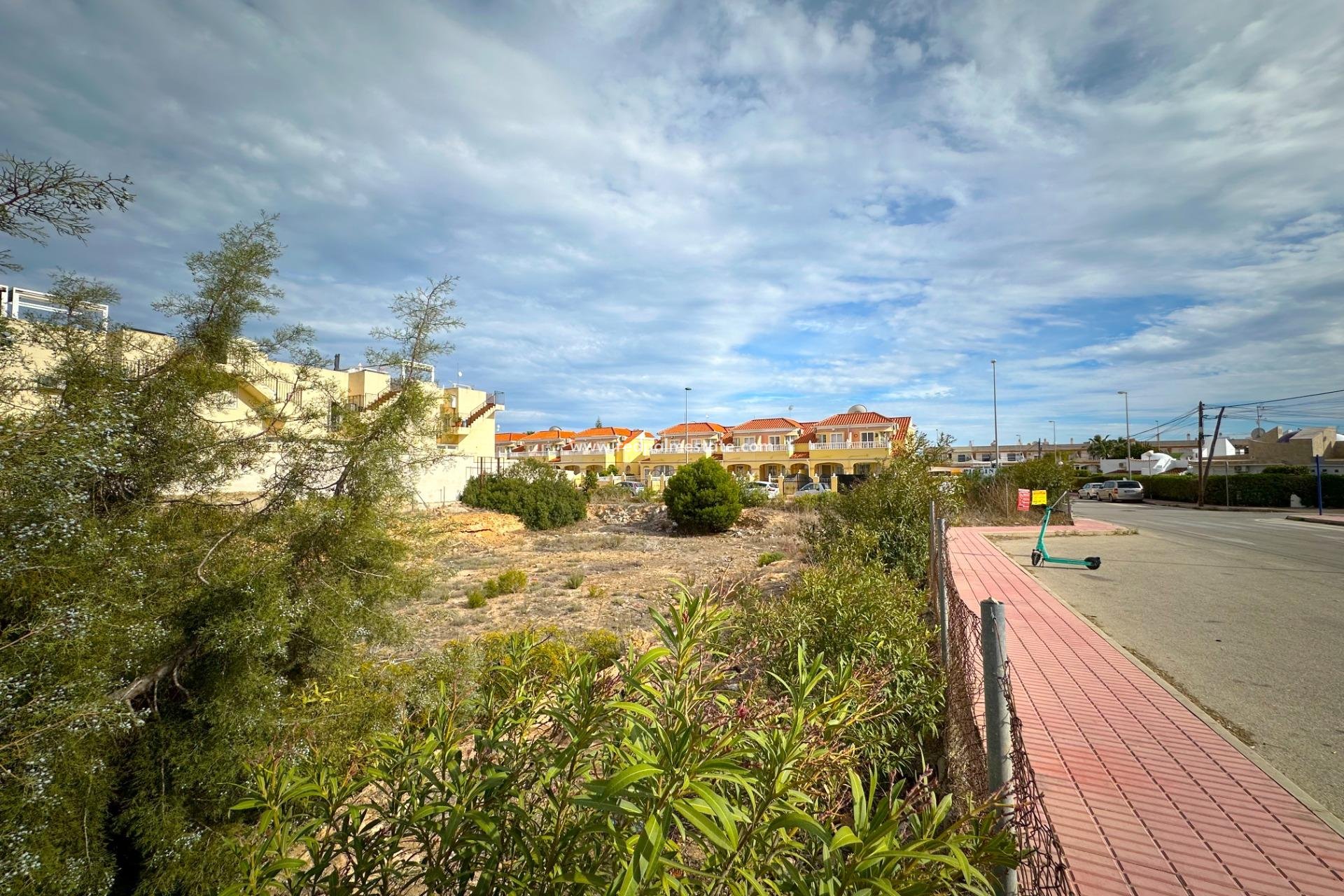 Resale - Land -
Orihuela Costa - Playa Flamenca