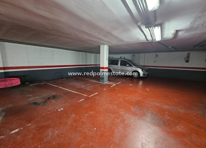 Resale - Parking -
Guardamar del Segura - Pueblo