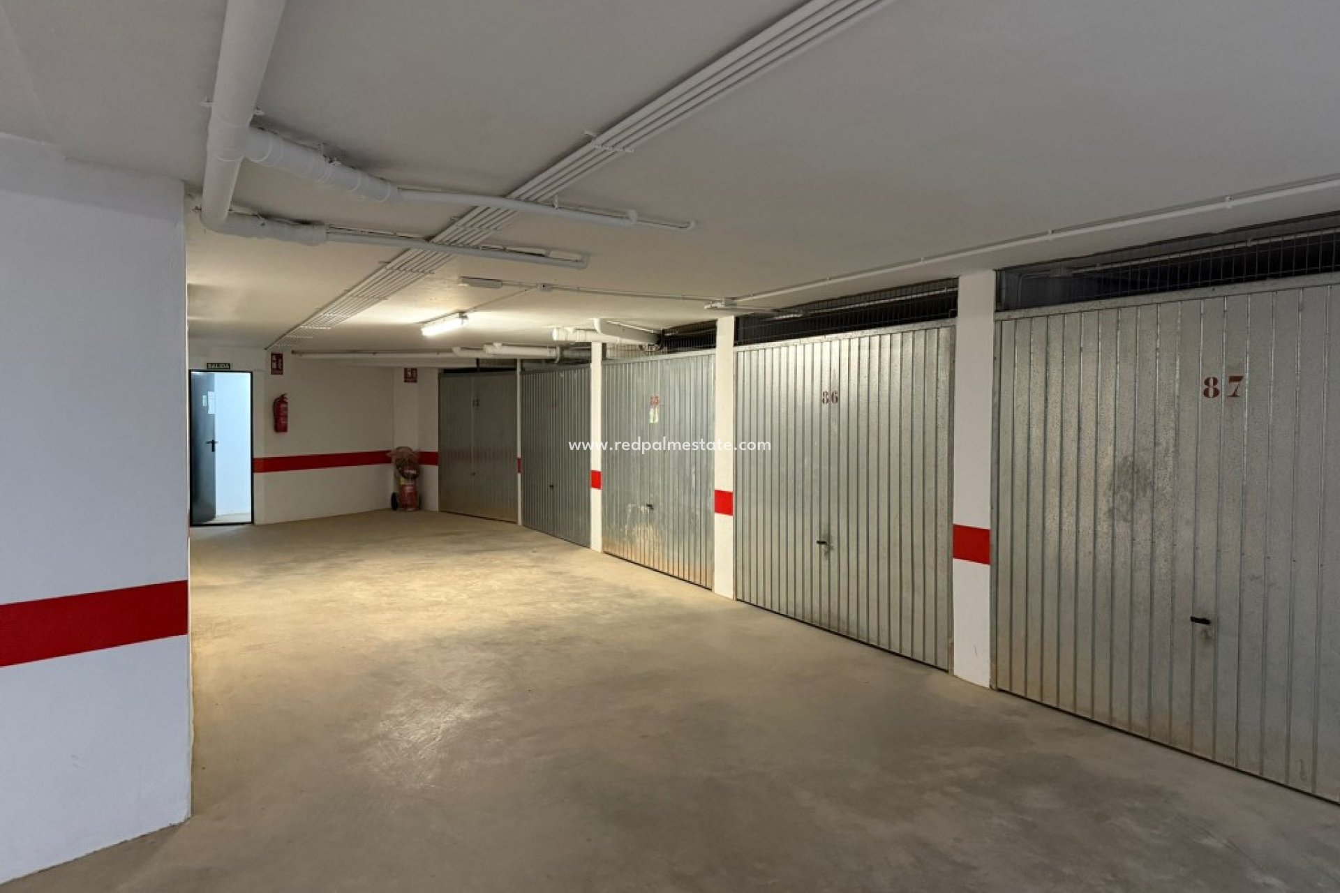 Resale - Parking -
Los Alczares - Los Narejos