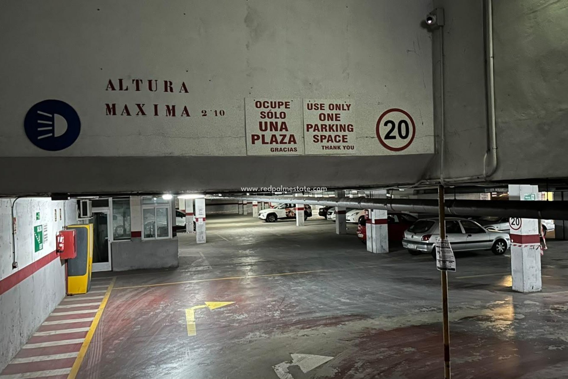 Resale - Parking -
Torrevieja - Centro Torrevieja