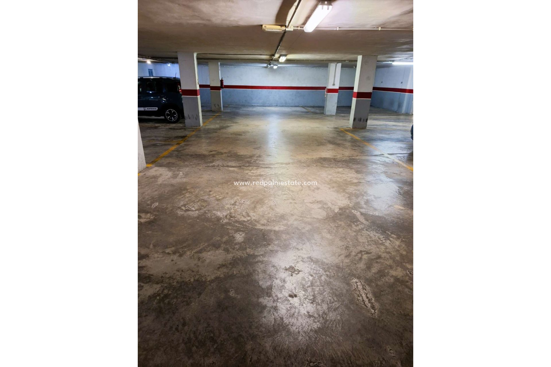 Resale - Parking -
Torrevieja - Centro Torrevieja