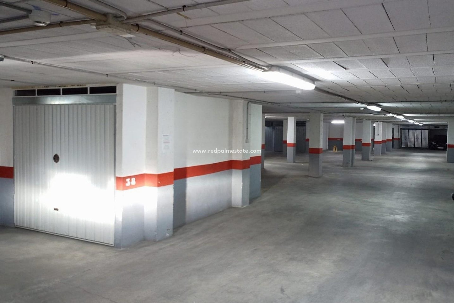 Resale - Parking -
Torrevieja - Centro Torrevieja