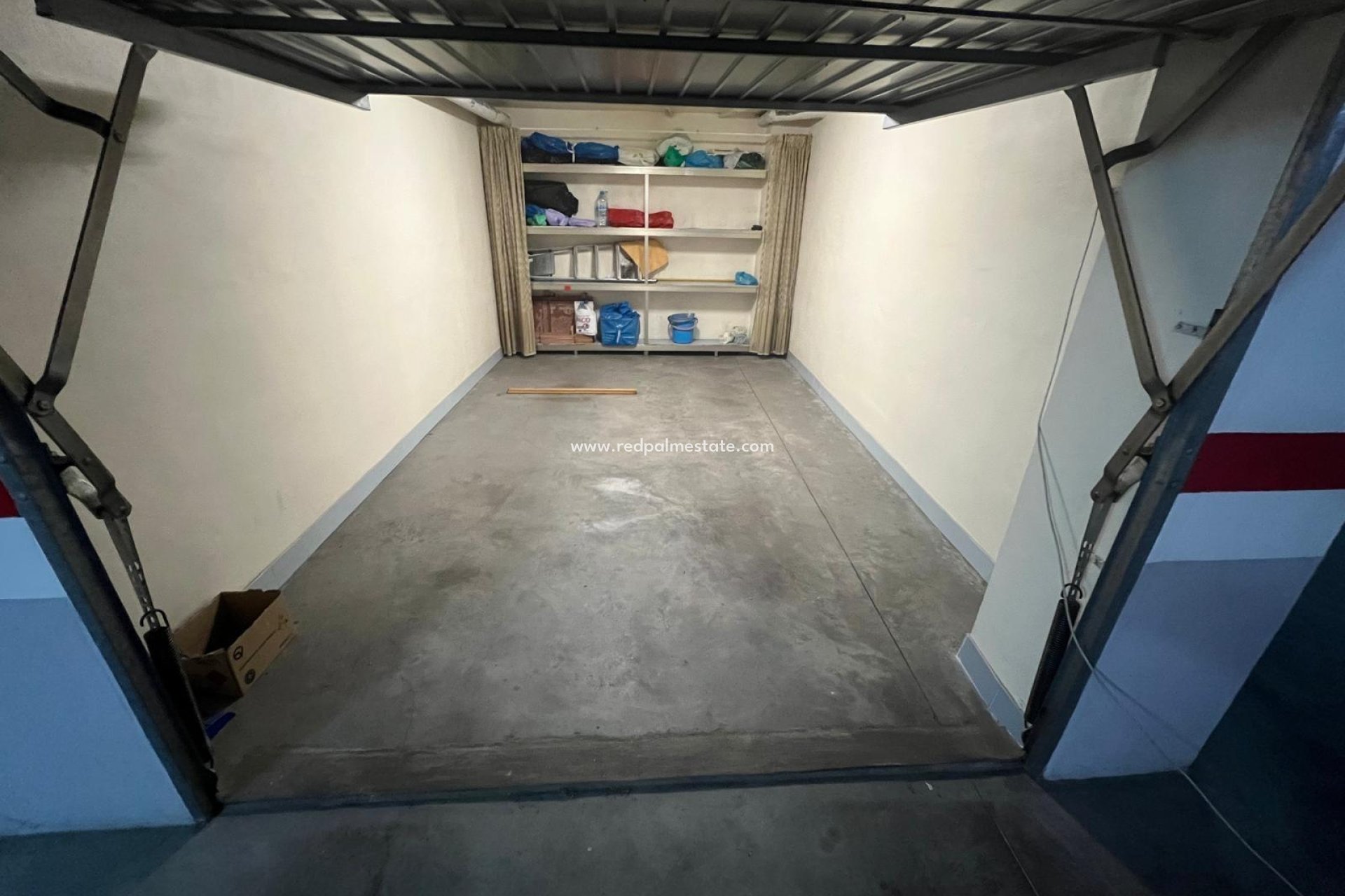 Resale - Parking -
Torrevieja - Centro